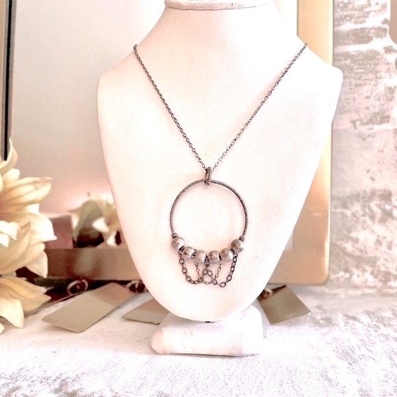 NWT Circle Pendant Necklace - Picture 1 of 2